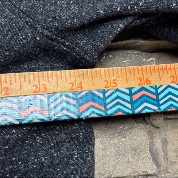 Harley-Davidson Black and Gold Sweatshirt - Picture 7 of 7